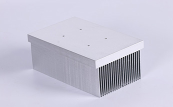   汽車座椅制冷鏟齒散熱器