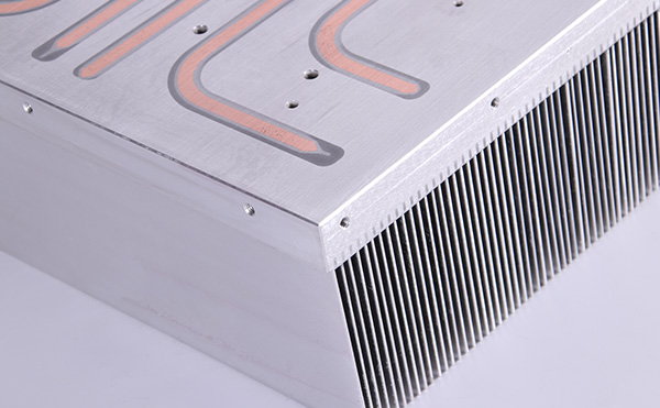 太陽能發(fā)電IGBT熱管均溫散熱器 太陽能發(fā)電IGBT熱管均溫散熱器